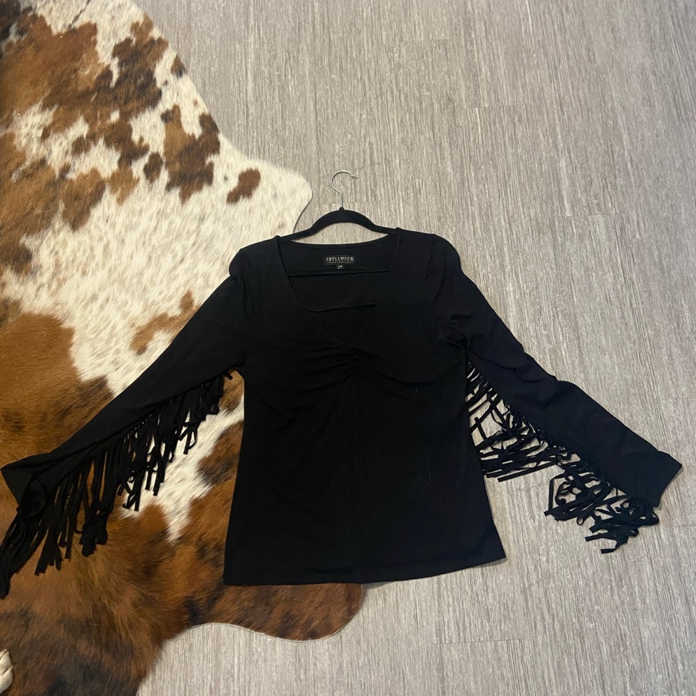 Black fringe long sleeve